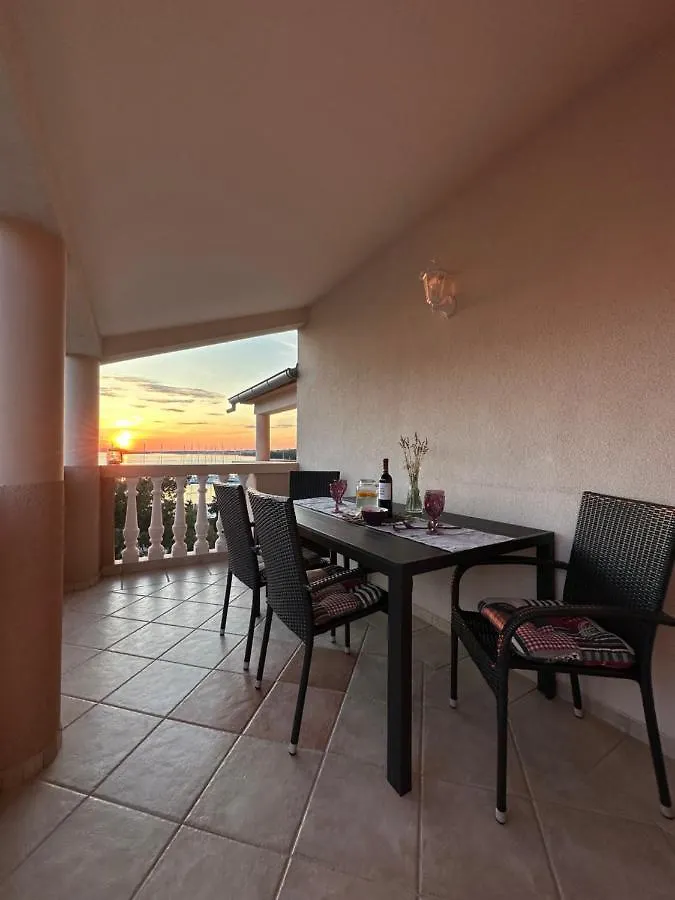 Casa de hóspedes Marela Apartments Drage