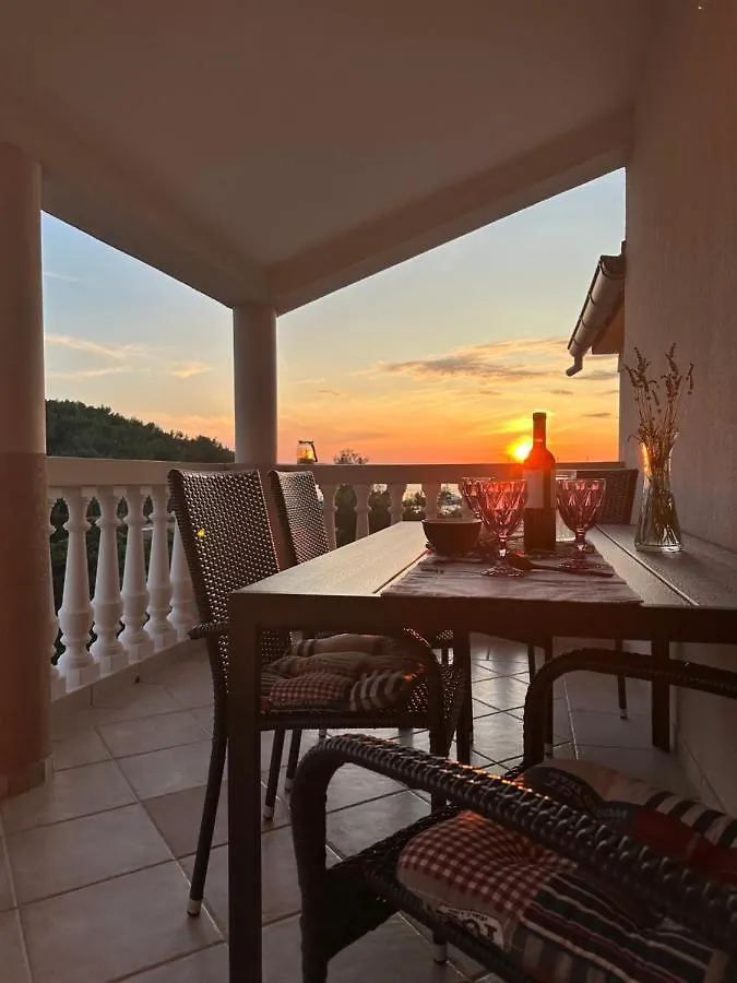 Marela Apartments Drage